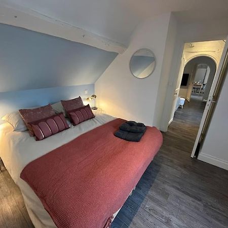 Appartement Avec Terrasse En Plein Coeur De Vernon Vernon  Esterno foto