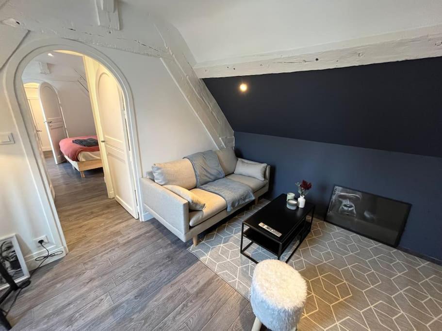 Appartement Avec Terrasse En Plein Coeur De Vernon Vernon  Esterno foto