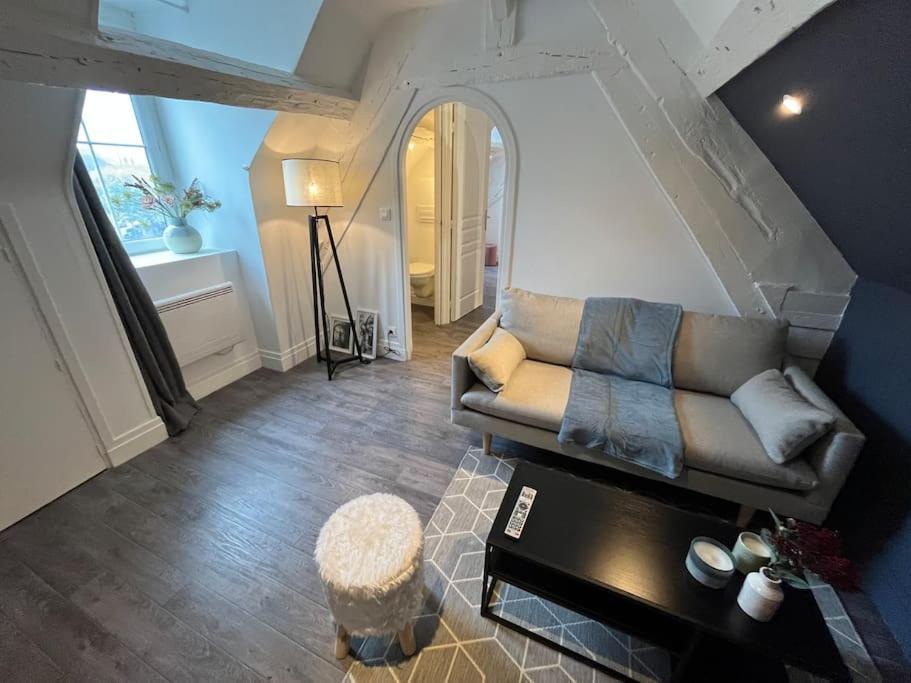 Appartement Avec Terrasse En Plein Coeur De Vernon Vernon  Esterno foto